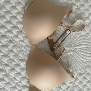 Spanx brand new bra with tags super push up
